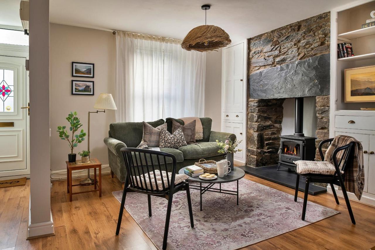 Finest Retreats - Bwthyn Llechi, Slate Cottage 布莱奈费斯蒂尼奥格 外观 照片
