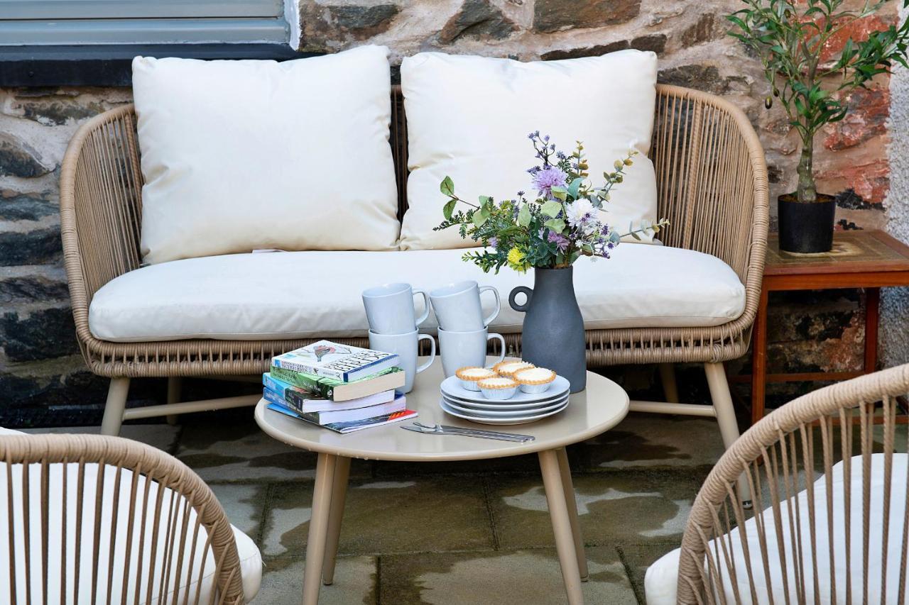 Finest Retreats - Bwthyn Llechi, Slate Cottage 布莱奈费斯蒂尼奥格 外观 照片