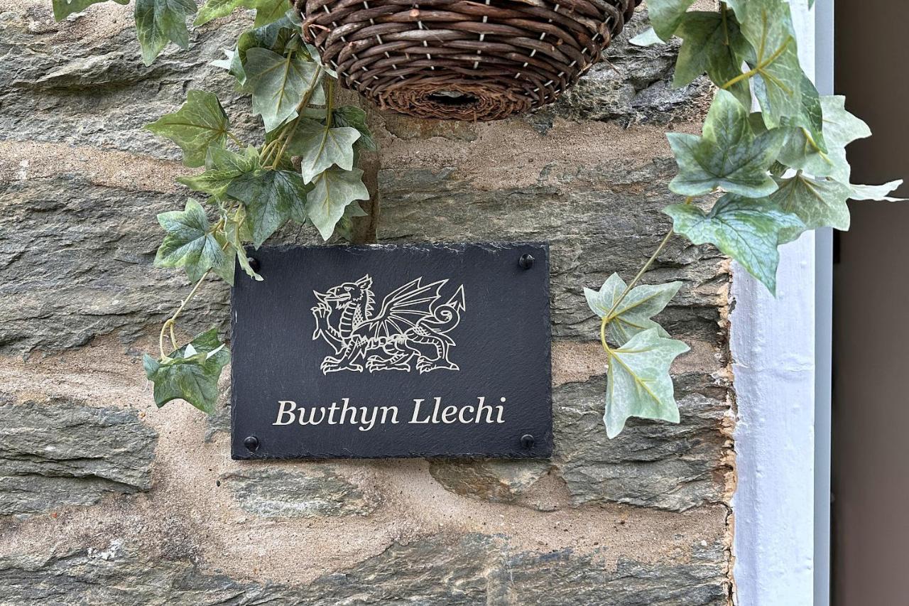 Finest Retreats - Bwthyn Llechi, Slate Cottage 布莱奈费斯蒂尼奥格 外观 照片